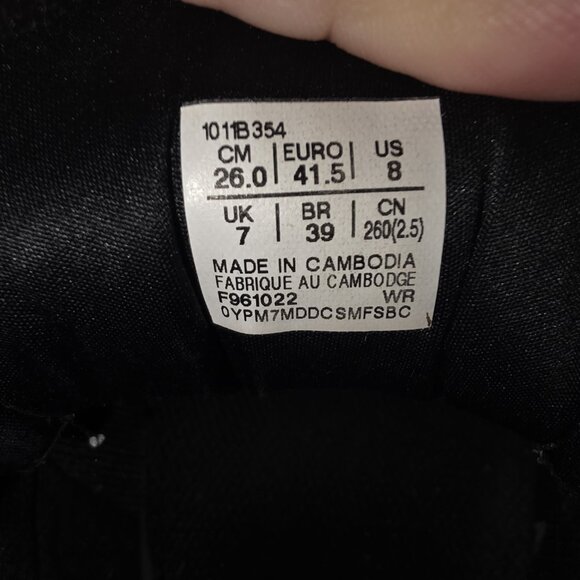 Mens size 8 - Asics Gel GT 1000 11 Athletic Running Shoes Black Red - Picture 10 of 10